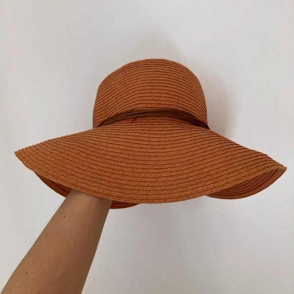 Main Character hat - Picture 1 of 5